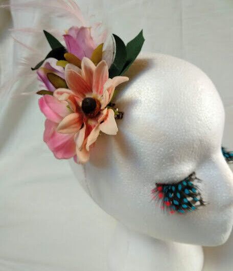 Tocado broche mujer flores tela y  combinando tonos rosas,salmón y morados.Nuevo