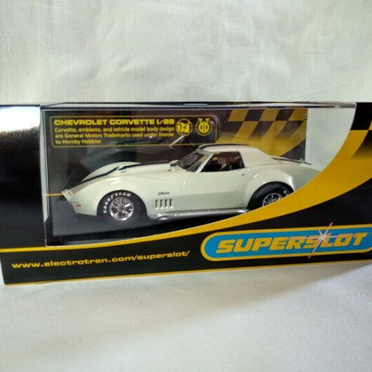 SUPERSLOT  Chevrolet Corvette L88 GM Test Car 112575 1/32 Nuevo (95)