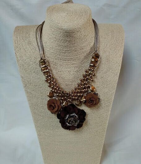 Collar gargantilla vintage mujer dorado envejecido con flores tela Nuevo (104)