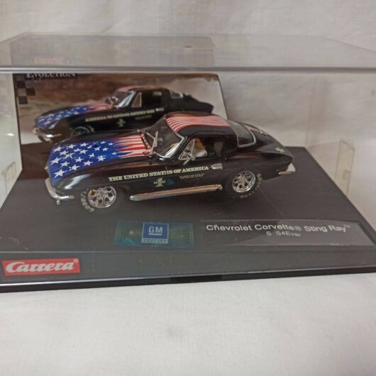 Chevrolet Corvette Sting Ray Carrera  NUEVO con caja (147)