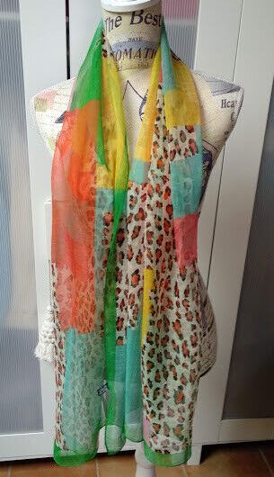 Fular estampado muy colorido (135)