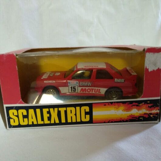 SCX Scalextric BMW M3 MOTUL CON LUZ REF 8324 Nuevo (95)