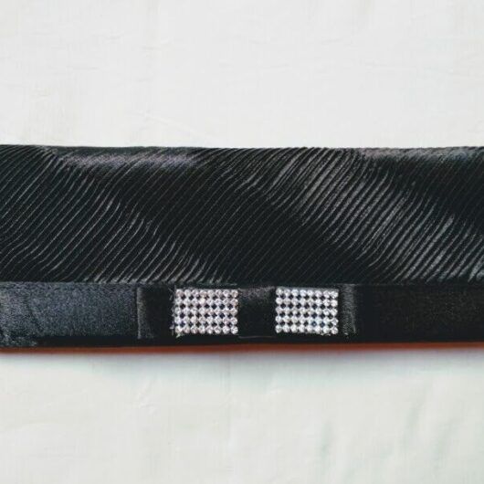 Bolso fiesta,clutch,cartera de mano mujer con cadena con flores Nuevo