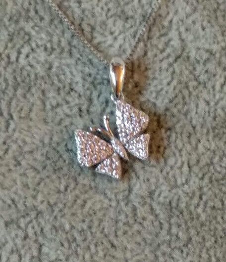 Collar con colgante de mariposa circonitas Plata de Ley Rodiada  Nuevos (106)