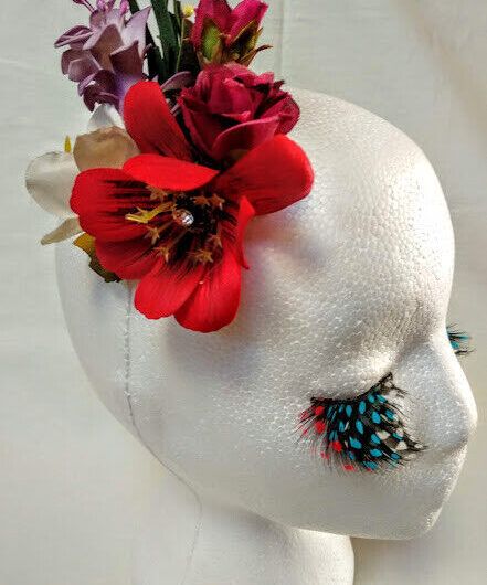 Tocado broche mujer flores tela combinando tonos rojos,blancos y lilas Nuevo
