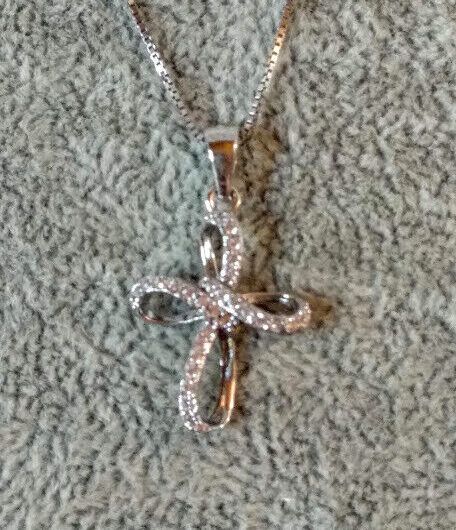 Collar con colgante con forma de cruz Plata de Ley Rodiada  Nuevos (106)