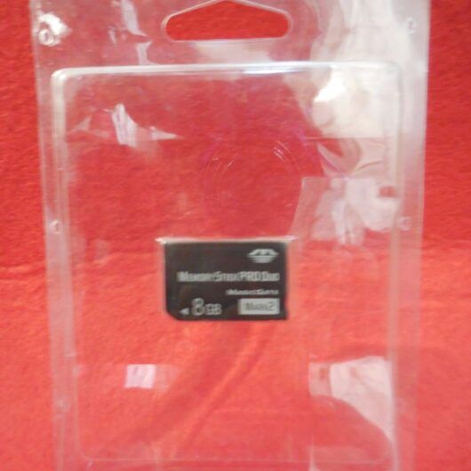 Memory Stick Pro Duo 8 GB nueva y precintada.