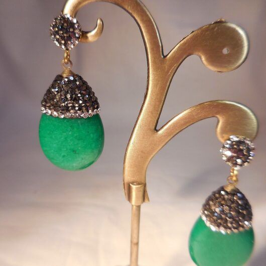 Pendientes piedra natural color verde